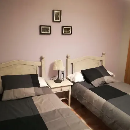 Apartment La Muralla De Teruel